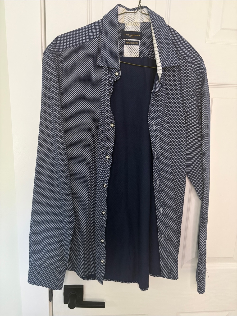 Lloyd & Jefferson ⚾️medium collared shirt